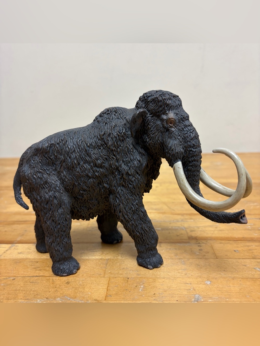 Carnegie Wooly Mammoth Safari Ltd Prehistoric Animal Figure Toy Figurine 2002